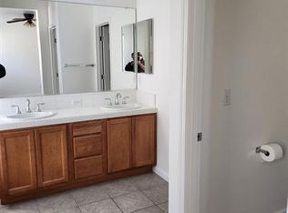 689 E Sierra Ave #1, Reedley, CA 93654