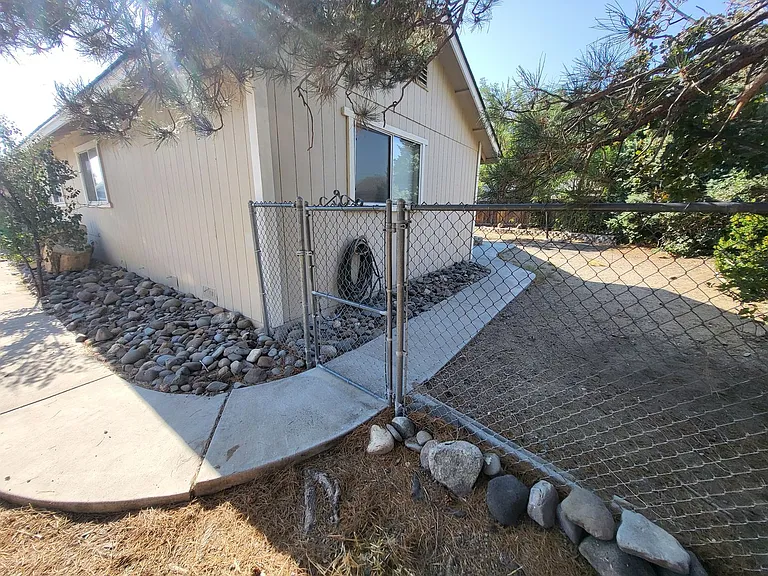 630 Boulder Cir — Photo 14