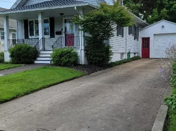 510 Coventry Ave, Utica, NY 13502