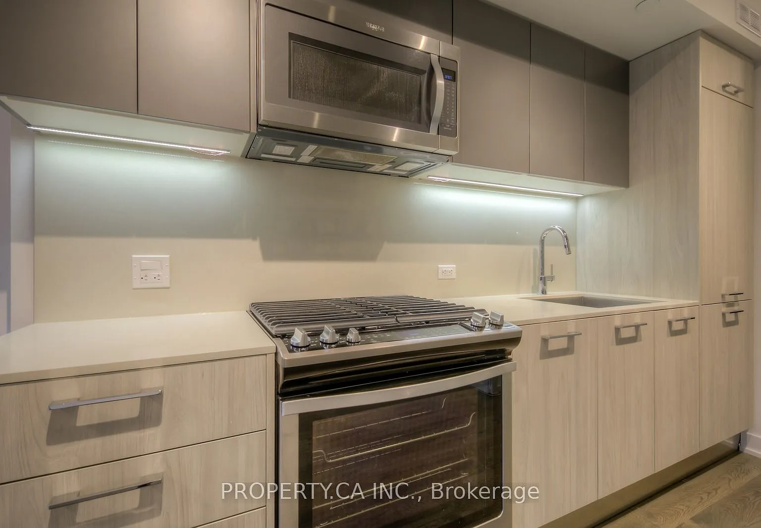 2 bed, $2,600 — Photo 4