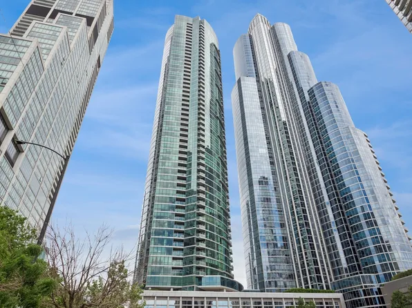 1201 S Prairie Ave APT 4204, Chicago, IL 60605