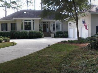 2 Royal Tern Ct, Savannah, GA 31411