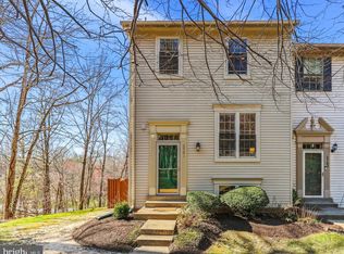 5701 Burke Towne Ct, Burke, VA 22015
