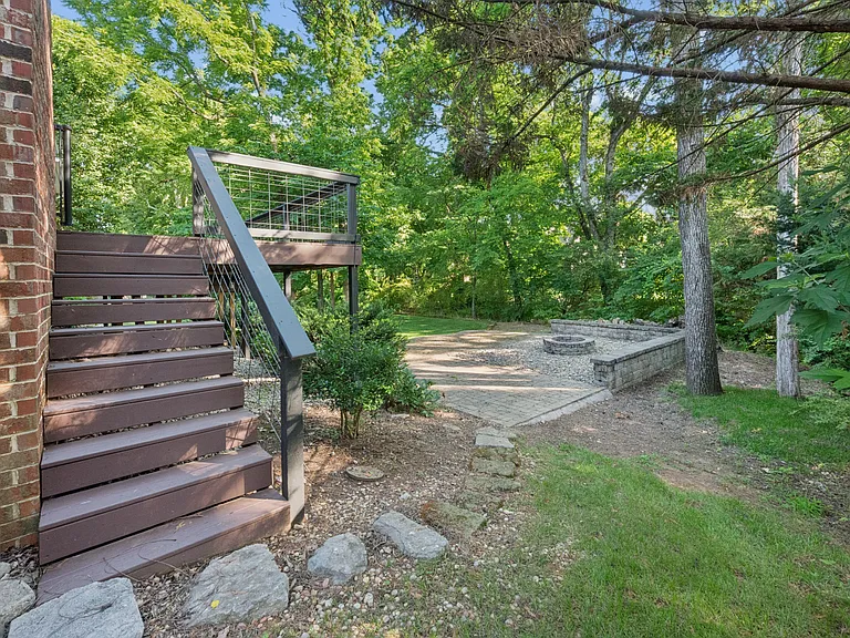 4029 Fremantle Cir — Photo 7
