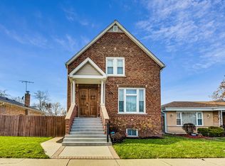 8814 Luna Ave, Morton Grove, IL