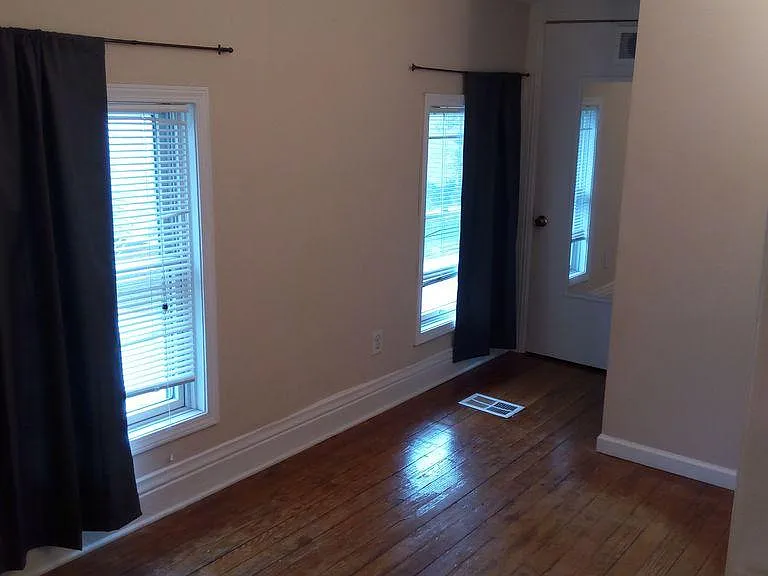206 Olive St #2 — Photo 6