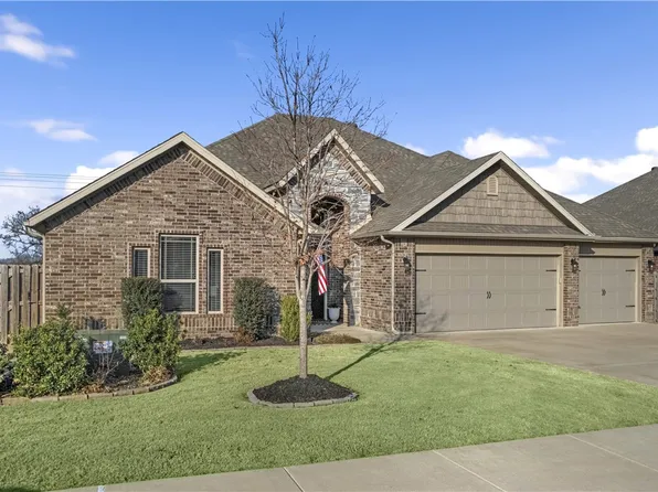 6101 W Murfield Dr, Rogers, AR 72758