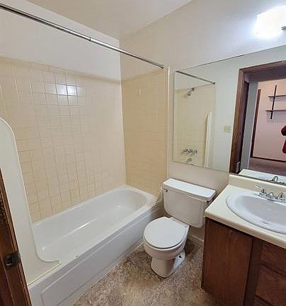 5th image of 1622 11th Ave #1