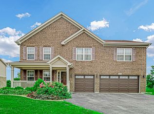2325 Queensbridge Dr, Lynwood, IL 60411