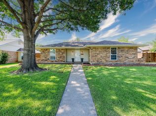 1336 Lark Ln, Lewisville, TX 75077