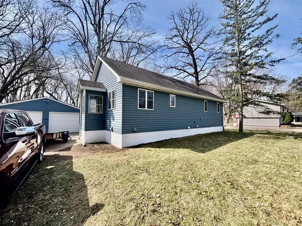 2082 Stillwater St, White Bear Township, MN 55110