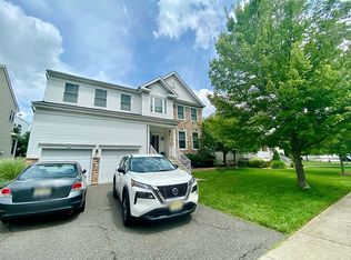 7 Helms Mill Rd, Hackettstown, NJ 07840