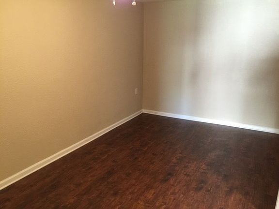 2nd image of 3309 North Ave