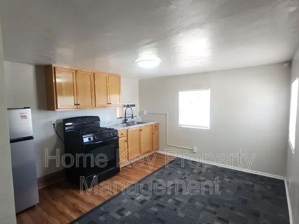 677 W 100 N #30, Hurricane, UT 84737