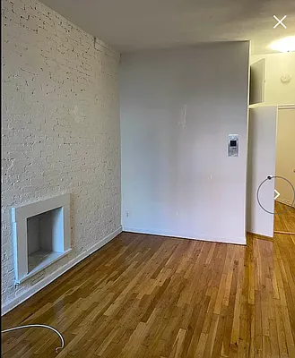 Rented by Eric Goodman Realty Corp | media 3