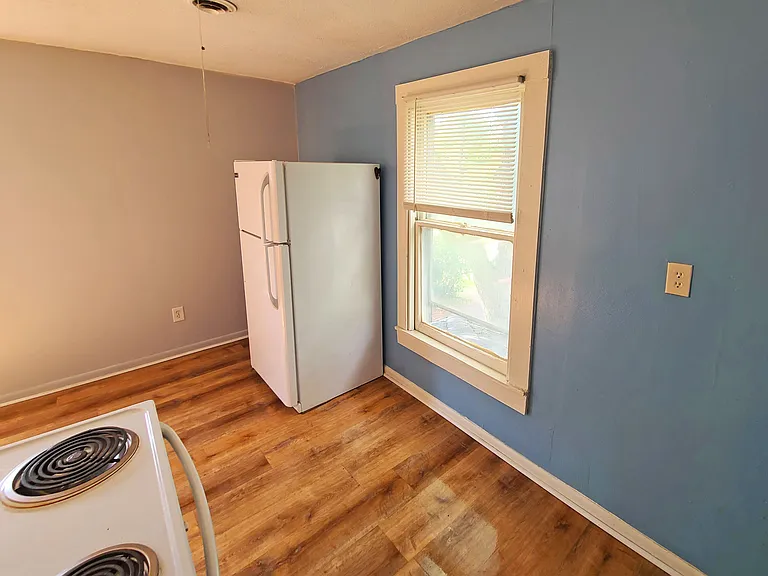 367 West Ave #2 — Photo 9