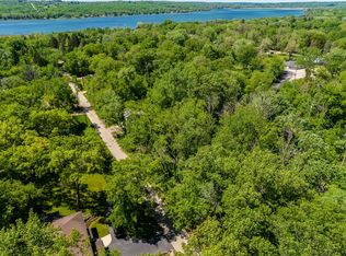N3306 Vine Rd, Lake Geneva, WI 53147