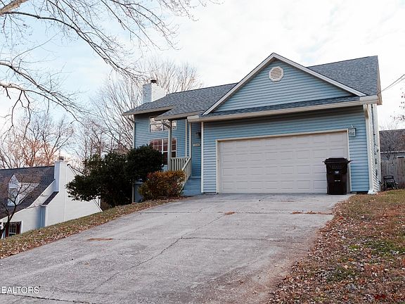 2nd image of 1228 Saybrook Ln