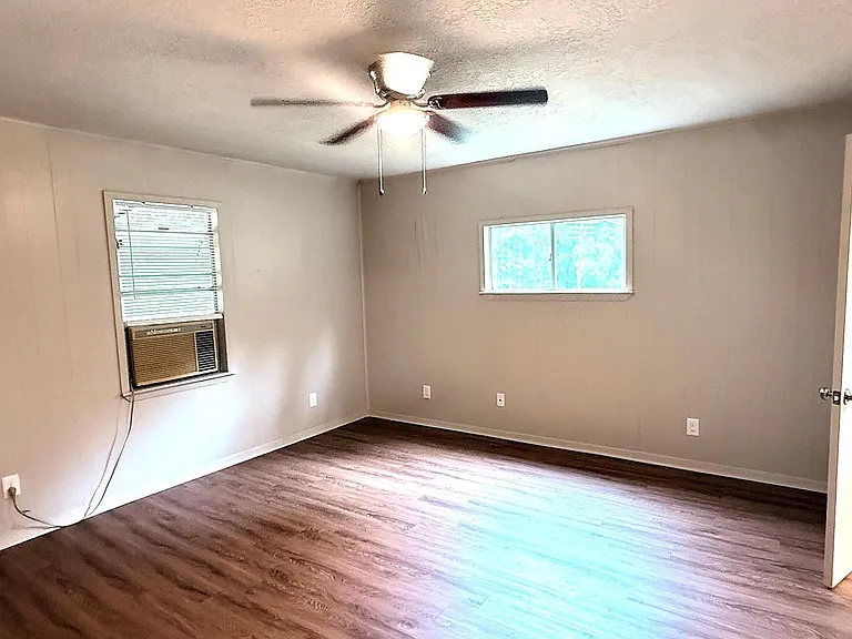 5801 Sapp Rd — Photo 16
