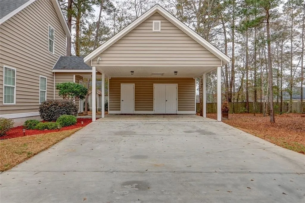 87 Fellwood - 1 — Photo 3