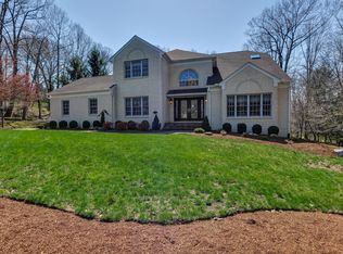 4 Poppys Pl, Randolph, NJ 07869