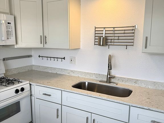 2nd image of 3213 Alta Monte Ave NE #3
