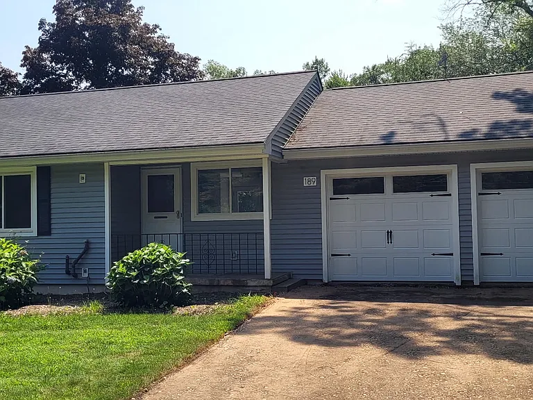 189 W Granby Rd — Photo 1