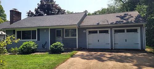 189 W Granby Rd Photo 1