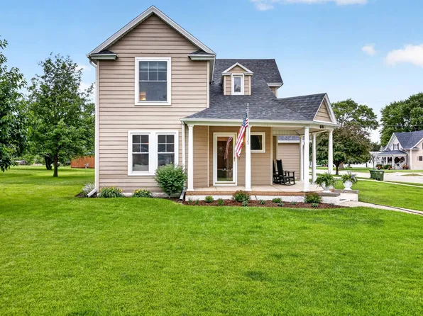 601 S Saunders Ave, Sutton, NE 68979