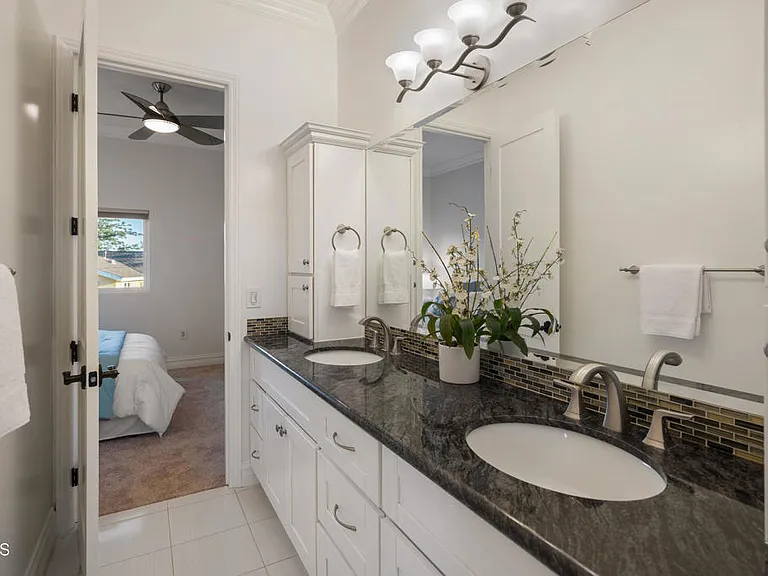 4337 Vista Pl — Photo 38