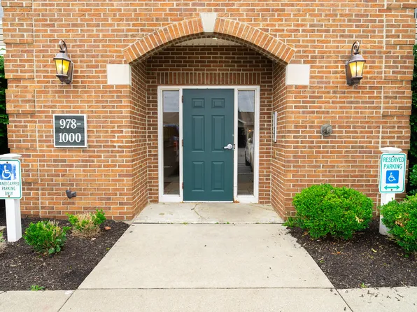 990 Mistflower Ln, Florence, KY 41042