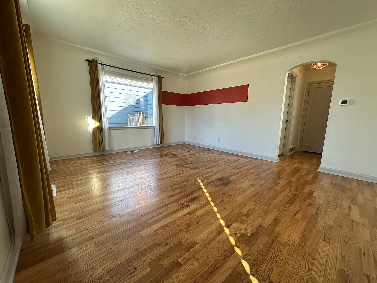 2705 N Stevens St — Photo 2