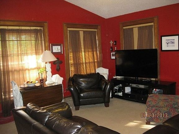 3rd image of 1822 Mourning Dove Cir