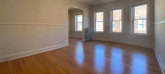 1261 W Argyle — Photo 22