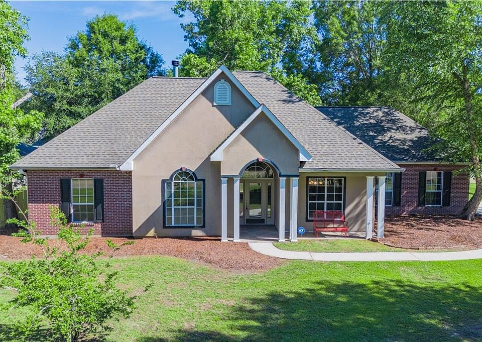 1st image of 2075 White Myrtle Dr