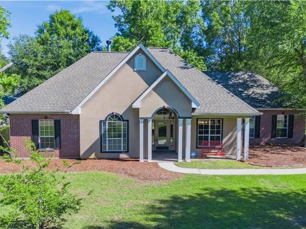 2075 White Myrtle Dr, Madisonville, LA 70447