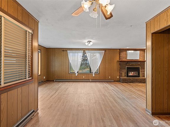 5th image of 1550 Pear Lane