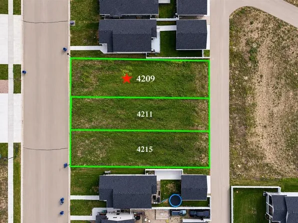 4209 63rd Ave, Innisfail, AB T4G 0P1