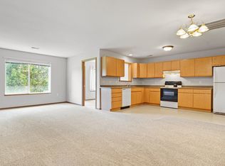 78 Heritage Ln, Belleville, WI 53508