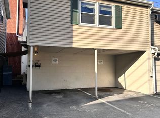 105 N Broad St #C, Lititz, PA 17543