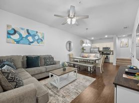 3210 Gold Ln, Kissimmee, FL