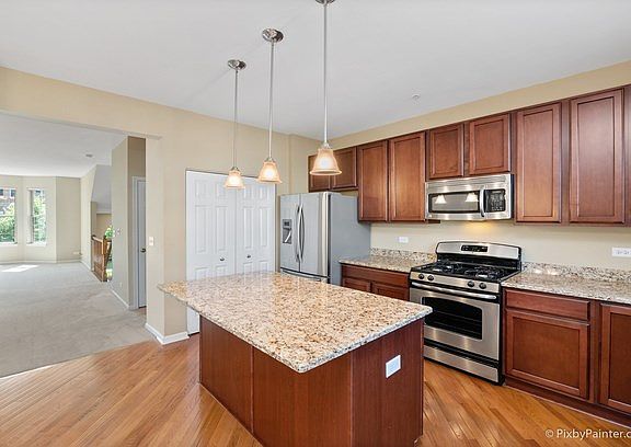 3rd image of 0N056 Forsythe Ct