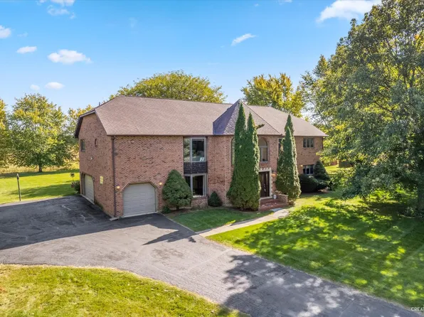 4N289 Venetian Way, Elburn, IL 60119