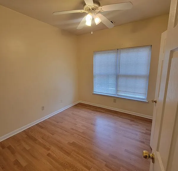 2069 Detroit Ave NW — Photo 4