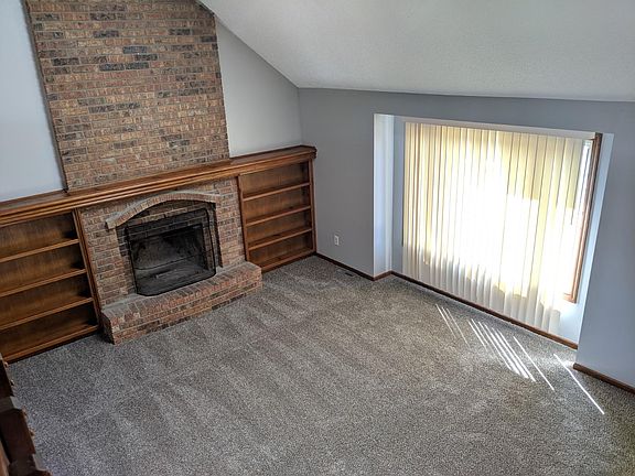3rd image of 404 NW 36th Street Ter