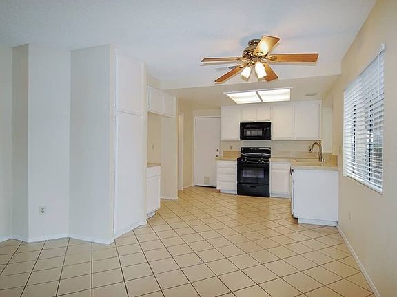 2nd image of 2544 Winston Ct