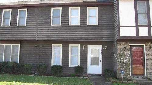 1st image of 412 Hickorywood Cir