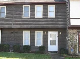 412 Hickorywood Cir, Richmond, VA 23223
