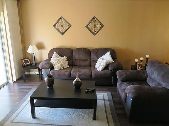 5th image of 3900 NW 76th Ave APT 201