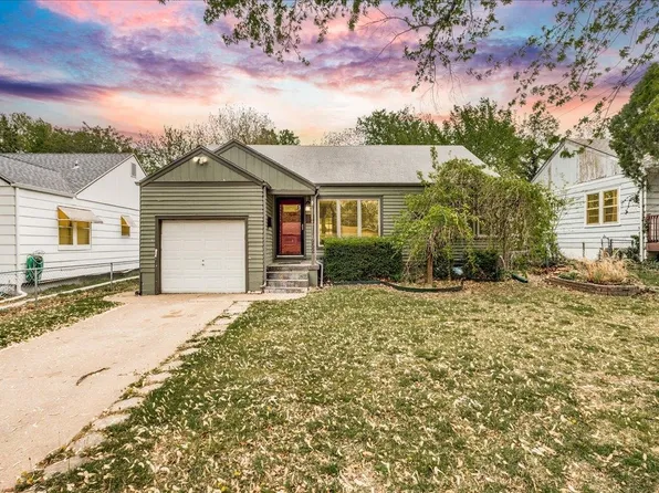 952 S Vassar St, Wichita, KS 67218